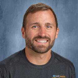 Justin Lund Headshot